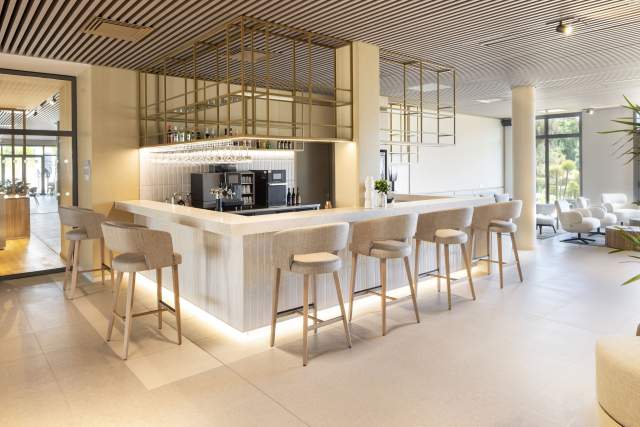 Parkest Hôtel &amp; Spa Genas Lyon